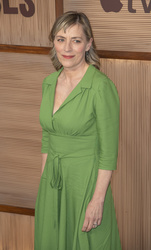 Saskia Reeves