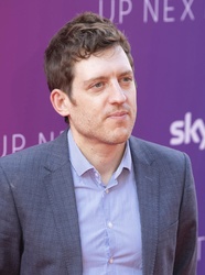 Elis James