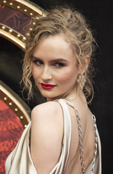 Olivia DeJonge