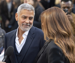 Julia Roberts and George Clooney