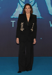Sigourney Weaver