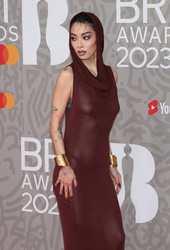 Rina Sawayama