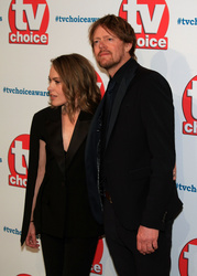  Sally Bretton and Kris Marshall 
