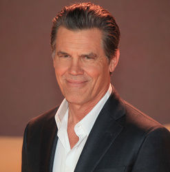  Josh Brolin