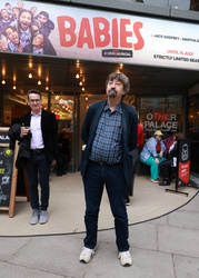  Trevor Nunn