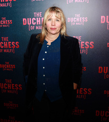  Kerry Godliman 