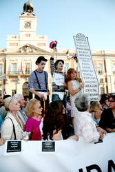 Demonstration against the closure of the Albeniz Theatre